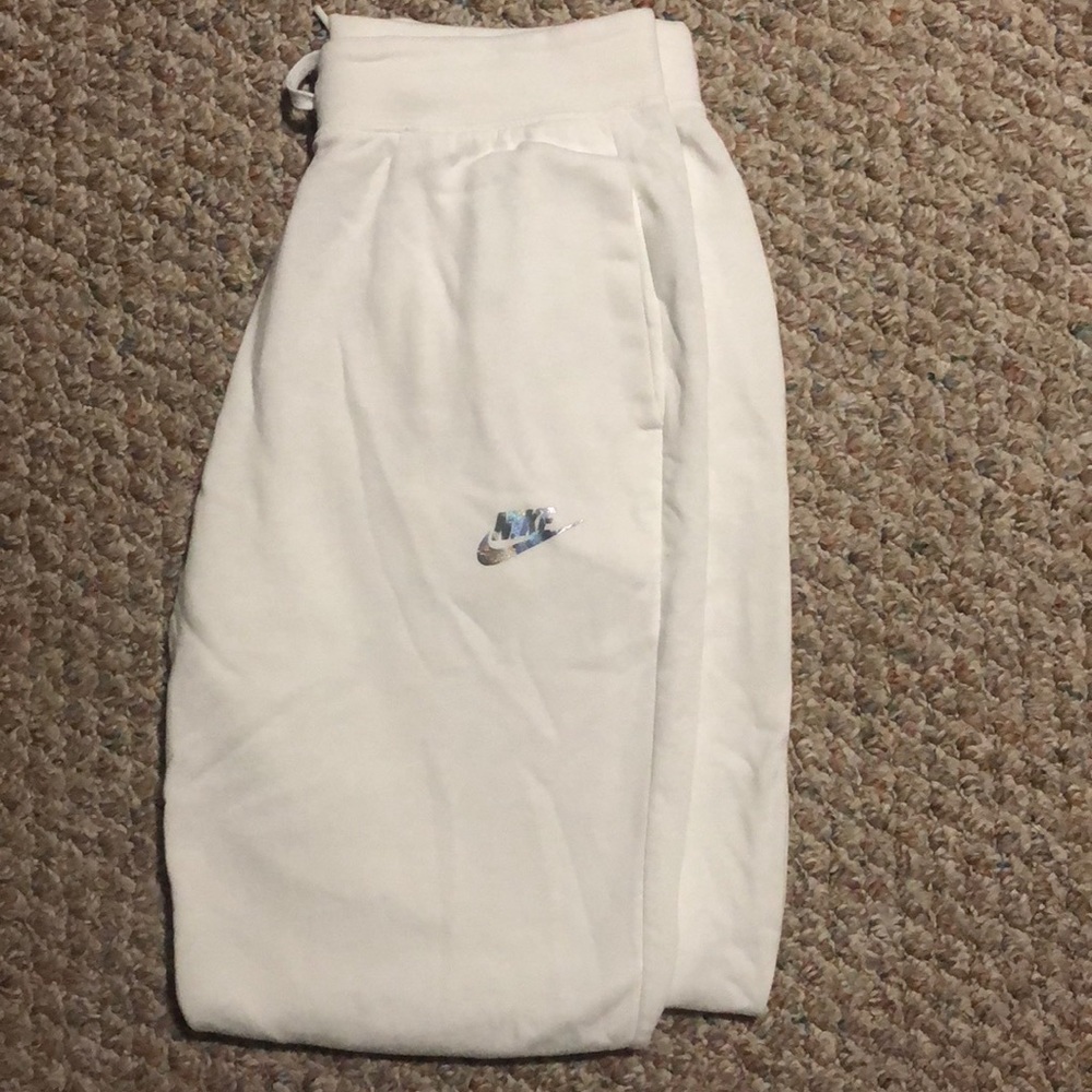 Nike joggers